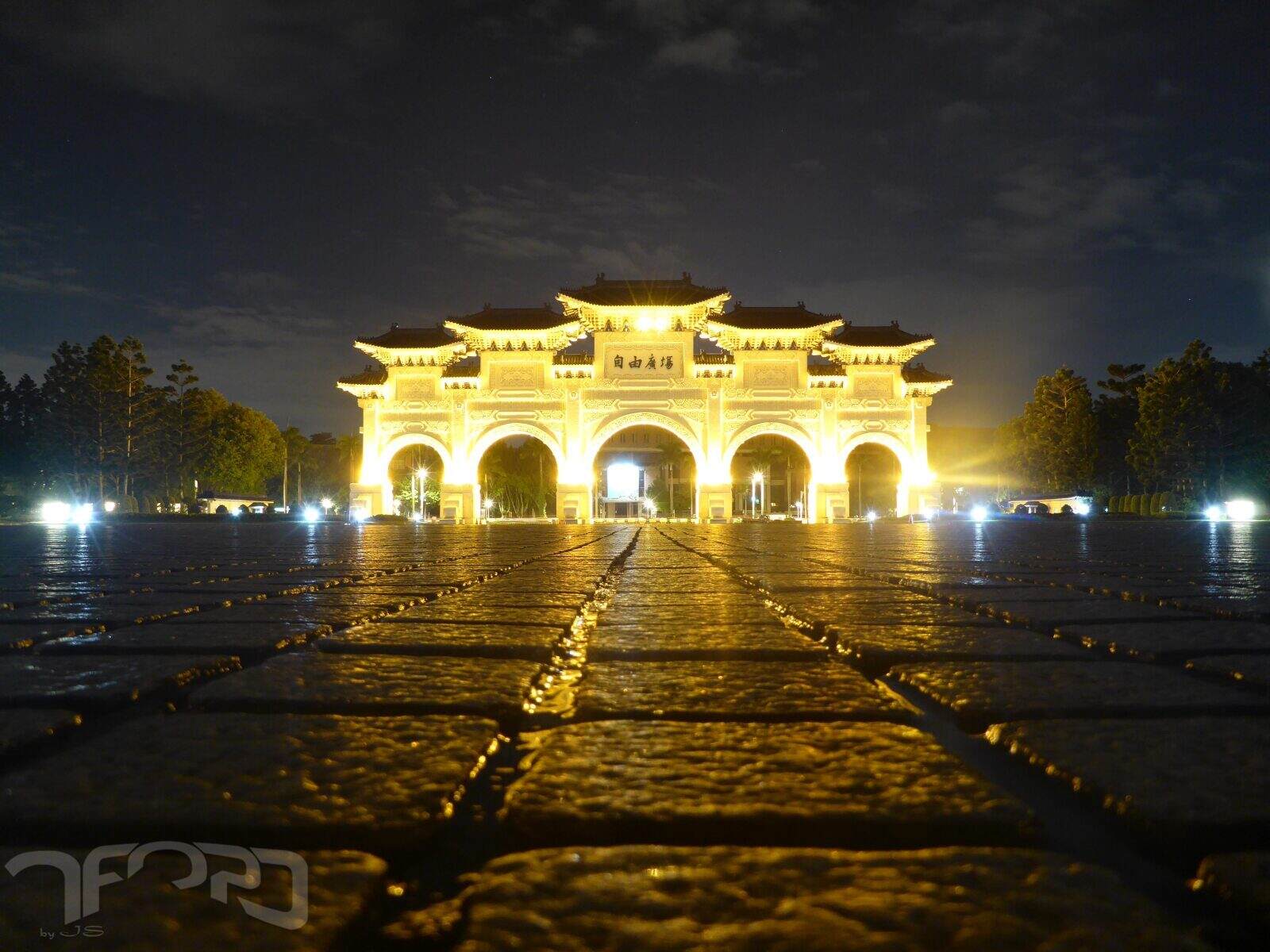 slideshow image