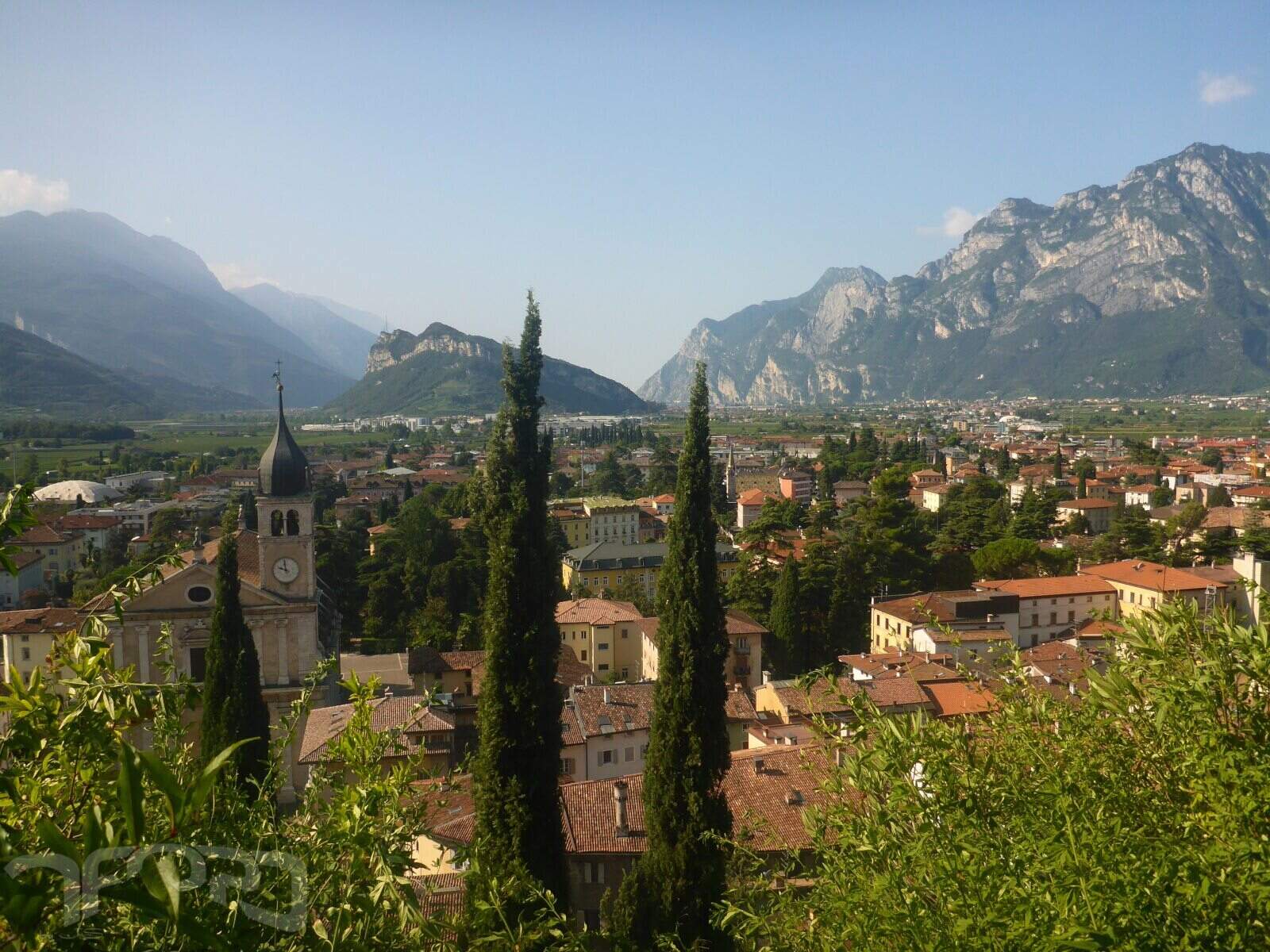 slideshow image
